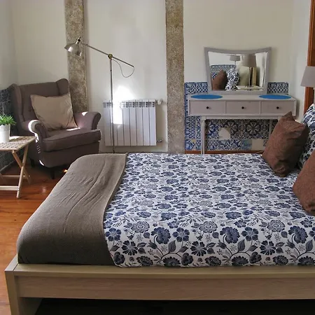 Hostel Johnie's Place & Suites *
