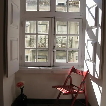 Hostel Johnie's Place & Suites Lizbona