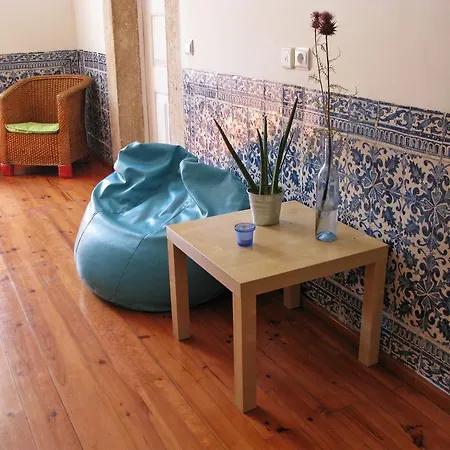 Johnie's Place & Suites