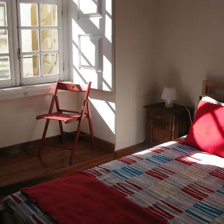 Johnie's Place & Suites Hostal Lisboa
